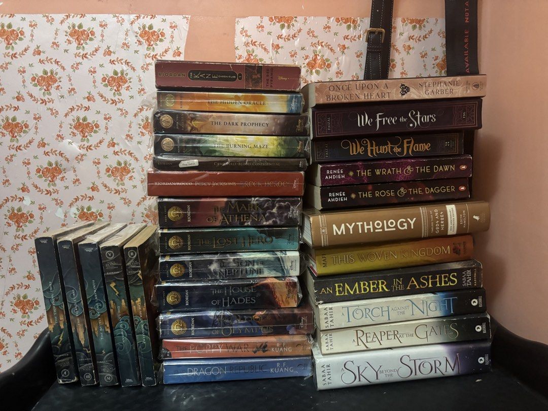 Pre Loved Books (Category: Storybooks) located in Imus. Submitted by oddtiger.6ffcba (Listing ID 1433465796, Image 1). Description: Pre Loved Books for Sale PRICE LIST IN PHOTOS If the price is not listed or the book is not in the picture, kindly DM me. Rush selling. RFS: Switching to e-reader Priority for those who will buy in set Shipping: Lalamove/J&T MOP: Gcash Location: Imus.