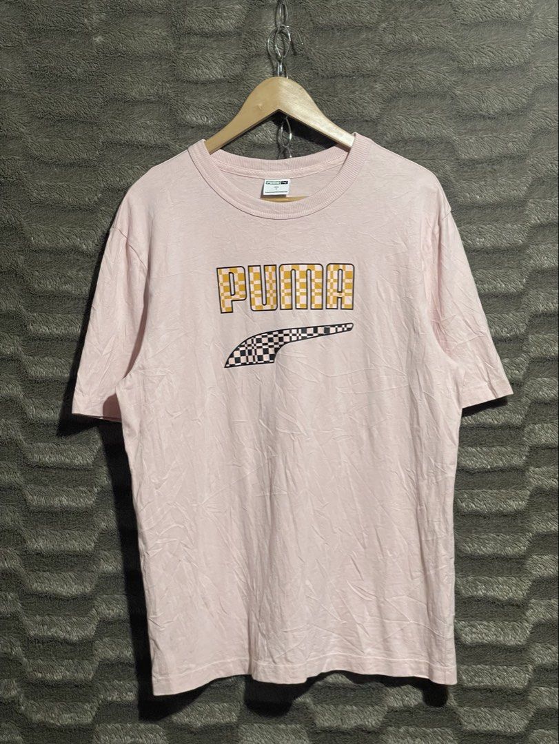Puma Funny Logo Pink T-shirt (Category: Tshirts & Polo Shirts ) located in Bulacan. Submitted by OG_Domsthrift (Listing ID 1431090230, Image 3). Description: Puma shirt Medium on tag 21x28 No issue Color rate:9.8/10.