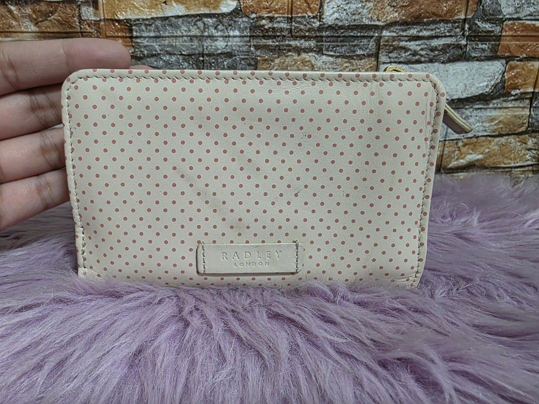 Radley London Polka Dot Wallet (Category: Wallets & Card holders) located in Binan City. Submitted by elli.etcetera (Listing ID 1433449692, Image 1). Description: MOP: Gcash, Maya or Bank transfer MOP: lalamove, J&T or flash.
