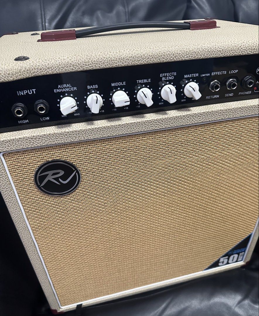 RJ Sound Wave Bass Amplifier (Category: Soundbars, Speakers & Amplifiers) located in Quezon City. Submitted by SomeThingsMustGo.ph (Listing ID 1433533062, Image 2). Description: Brand New RJ Sound Wave Bass Amplifier 50 watts ₱8,800 📍Novaliches, Qc You can pickup personally or book thru Grab/ Lalamove. .