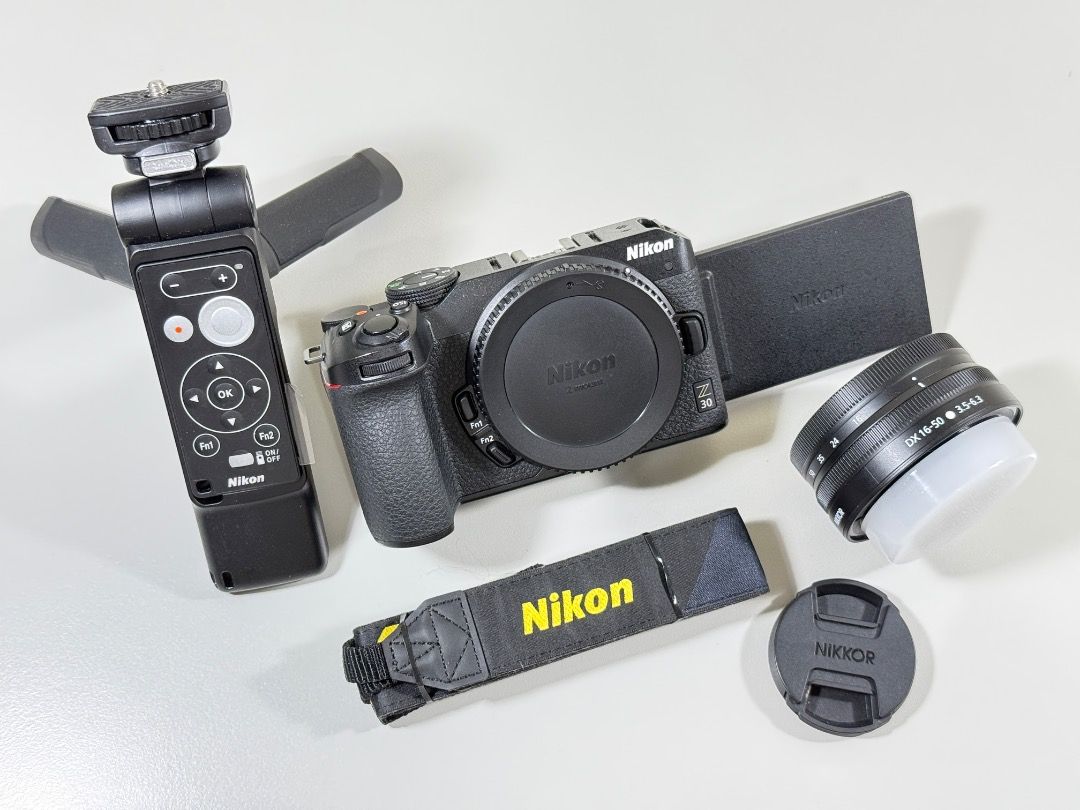 RUSH Nikon Z30 w/ 16-50mm Kitlens | Vlogging Camera | 4K Reso | Flip ...