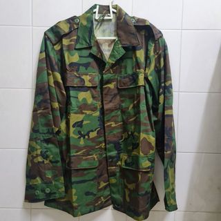 (Category: ) located in . Submitted by ivanmcooi (Listing ID 1433536136, Image 1). Description: .