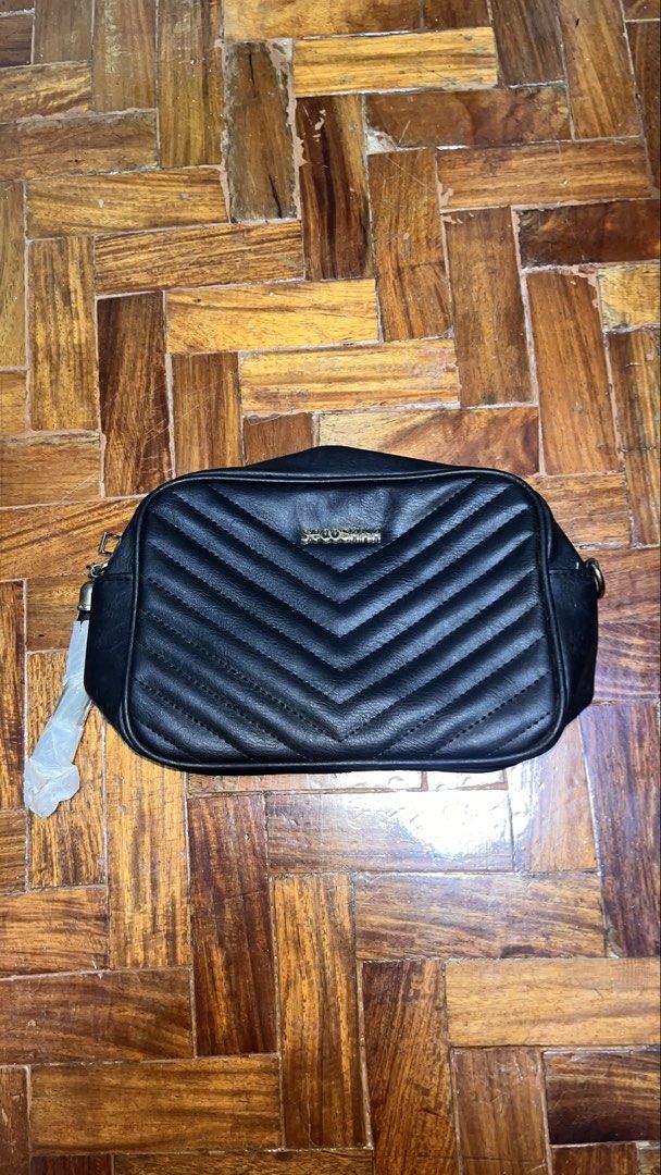 Secosana Quilted Crossbody Bag (Category: Cross-body Bags) located in Quezon City. Submitted by bad.attic (Listing ID 1433533899, Image 1). Description: I found this black Secosana crossbody bag. Binili siya ng ate ako dati, and while It’s a few years old it’s never been used. .