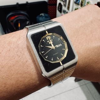 (Category: ) located in . Submitted by watchunter (Listing ID 1433538660, Image 1). Description: .