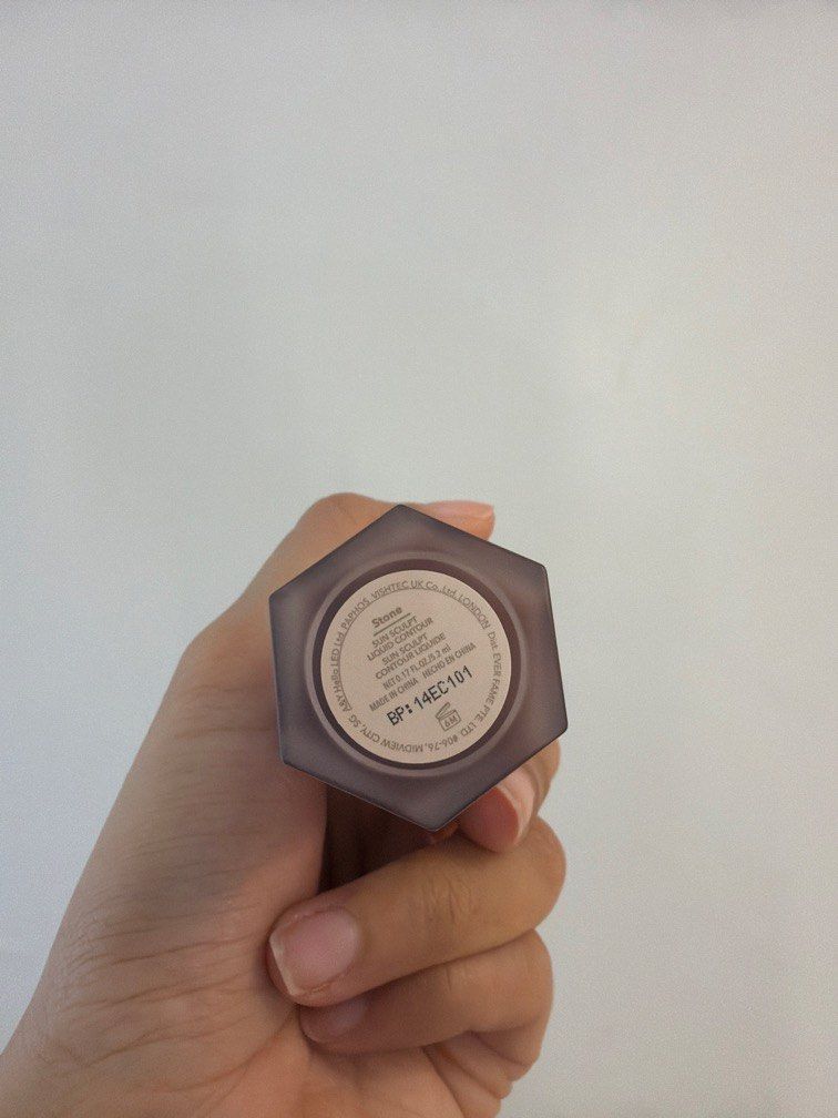 Sheglam contour stone (Category: Makeup) located in Quezon City. Submitted by destashingmycloset (Listing ID 1433409767, Image 2). Description: .