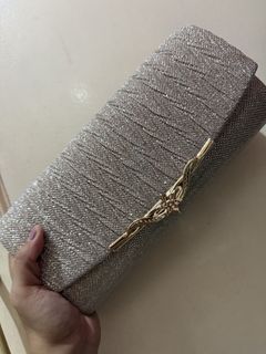(Category: ) located in . Submitted by closet.cloud (Listing ID 1433529083, Image 1). Description: .