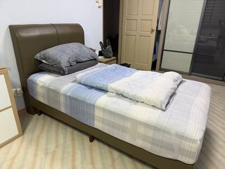(Category: ) located in . Submitted by flippinbuckets (Listing ID 1433446553, Image 1). Description: .