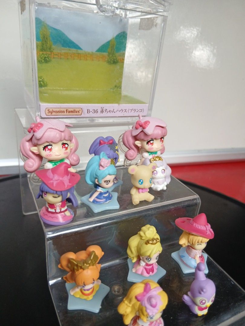 Sylvanian Families B-36 Baby House Figurines (Category: Figurines & Statues) located in Davao. Submitted by noelstuffedhub (Listing ID 1433420929, Image 1). Description: - Sylvanian Families Baby Figurines Set - Includes a display case - Features various baby characters - Characters in different outfits and poses - Complete set - Scenic background included.