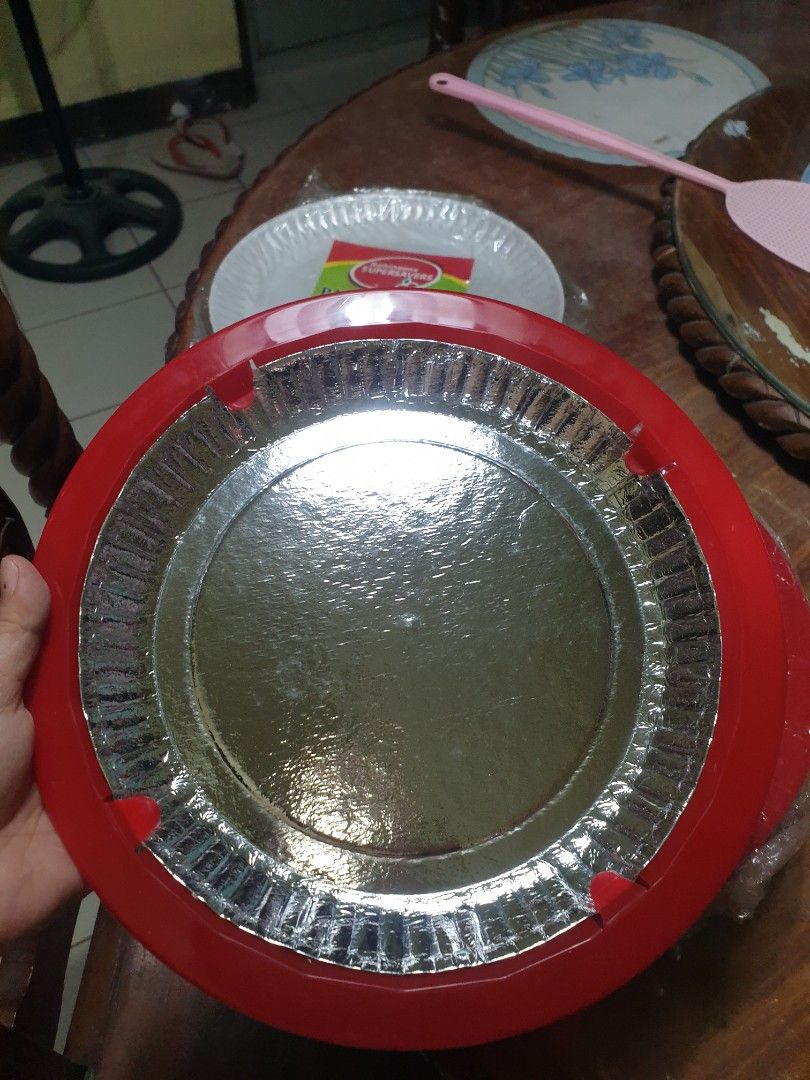 TAKE ALL‼PLASTIC PAPER PLATE HOLDER 9" (Category: Other Kitchenware & Tableware) located in Malabon City. Submitted by toughMeg (Listing ID 1433478632, Image 3). Description: TAKE ALL‼15 PCS PLASTIC PAPER PLATE HOLDER 9" WITH EXTRA PAPER PLATE INCLUDED ‼OLD STOCKS AND DUSTY.