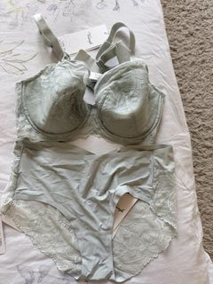 (Category: ) located in . Submitted by divisri (Listing ID 1433527923, Image 1). Description: .