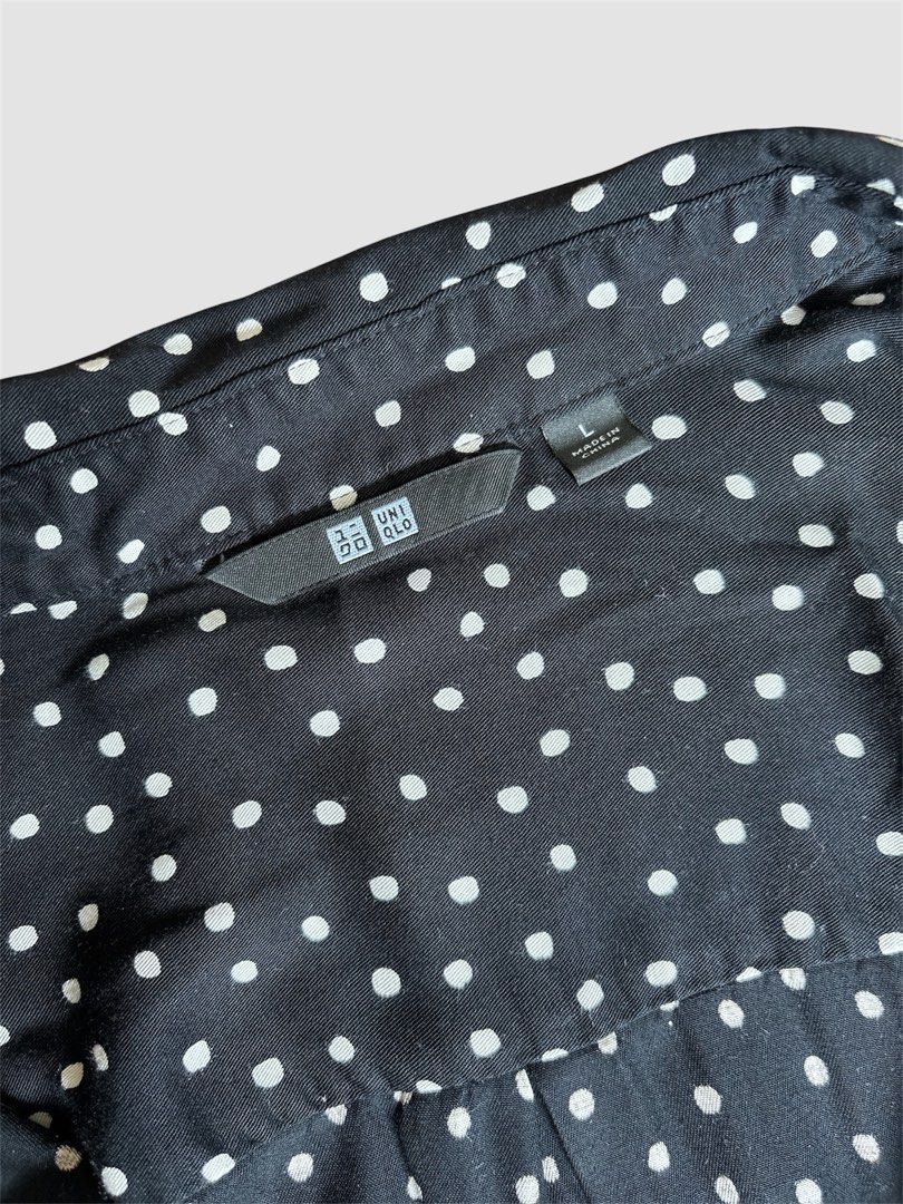 Uniqlo Polka Dot Blouse - Size L (Category: Blouses) located in Manila. Submitted by _theselection.ph (Listing ID 1433514429, Image 2). Description: Uniqlo polka dot blouse, size L. Long sleeves, button-down, cinched waist. Lightweight fabric..