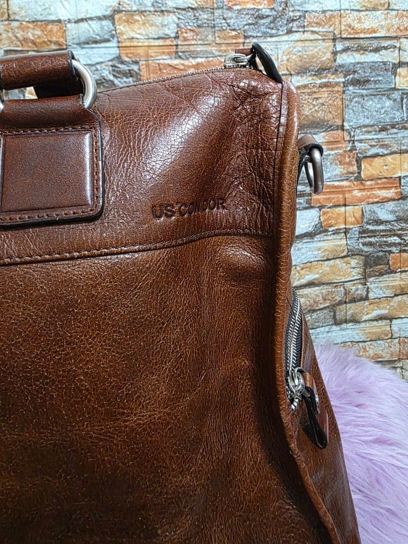[SALE] US Condor Leather Bag (Category: Cross-body Bags) located in Binan City. Submitted by elli.etcetera (Listing ID 1433484714, Image 3). Description: MOP: Gcash, Maya or Bank Transfer MOD: lalamove, flash or J&T.