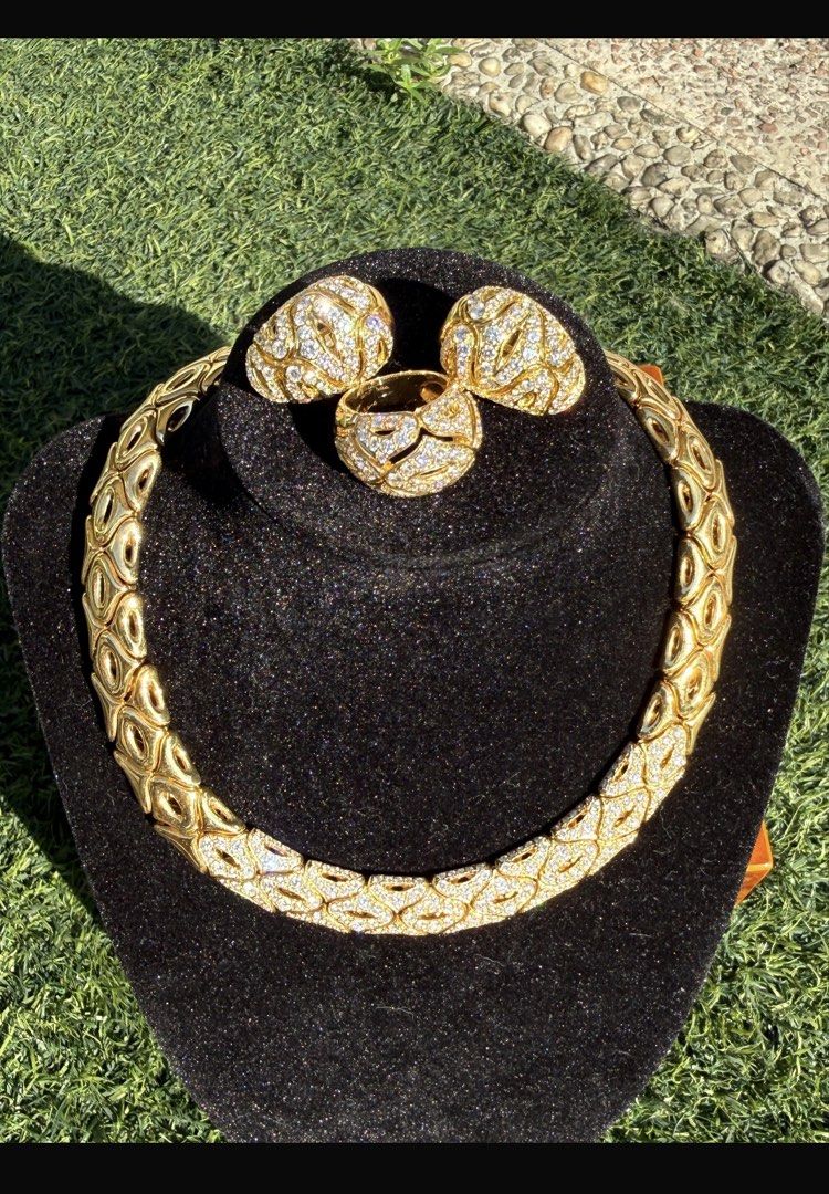 Van Cleef & Arpels Diamond Set (Category: Body Jewelry) located in Taguig. Submitted by consumergoodstrading (Listing ID 1433476240, Image 3). Description: ✨ Van Cleef & Arpels Diamond Set ✨ Elegant and timeless set from Van Cleef & Arpels, featuring exceptional craftsmanship and brilliance. 💎 Includes: Ring, Earrings & Necklace 💎 Material: 18K Gold 💎 Stones: Natural Diamonds 💎 Total Weight: 170.9 grams 📏 Necklace Length: 16 inches 💍 Ring S