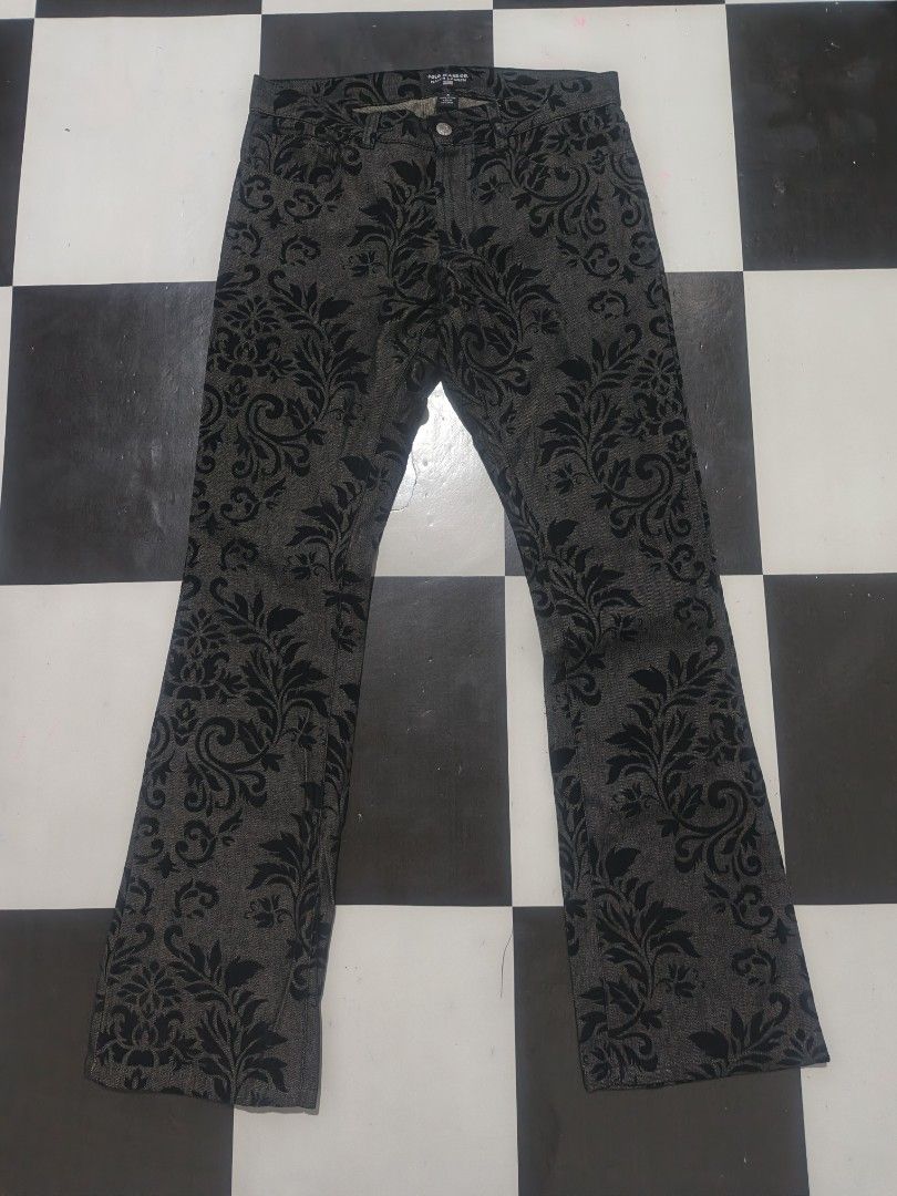 Vintage Ralph Lauren Flare Pants (Category: Jeans) located in Agoo. Submitted by fitzmatic15 (Listing ID 1433529276, Image 1). Description: Vintage Ralph Lauren Flare Pants ‎Size 27-29 ‎Excellent to like new condi napakasolid 🔥.