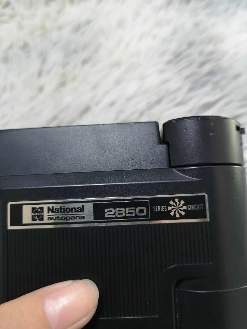 Vintager Flash Automatic Flash Film Camera (Category: Flashes) located in Santa Cruz. Submitted by jmy_surplus.2 (Listing ID 1433473408, Image 3). Description: Size ; L - 12 W - 4 H - 9 Color ; Black Type ; Camera Brand ; No brand Material ; Synthetic Style ; Black Automatic Flash Camera LG 81 JMY 1 Batch #200.