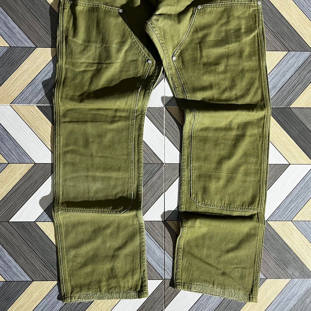 Vuja Dé 004 Mori Double Knee Pants (Category: Jeans) located in Daraga. Submitted by th3cliquejunks (Listing ID 1433552448, Image 3). Description: Vuja Dé 004 Mori Double Knee Pants Tagged Size: XL Condition: 10/10 No issue Made in: Japan Dimensions: Waist: 32” Length: 41.5” Leg Opening: 8.5” - 3,380 Dm.