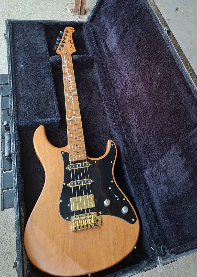 Yamaha Pacifica PAC112VMX Electric Guitar with hardcase (Category: Musical Instruments) located in Manila. Submitted by thirdaspir82655 (Listing ID 1433496279, Image 1). Description: - Yamaha Pacifica PAC112VMX - Natural yellow satin finish - Maple neck and fretboard - Dot inlays - H-S-S pickup configuration - 5-way switch - Vintage tremolo bridge - Includes hard case.