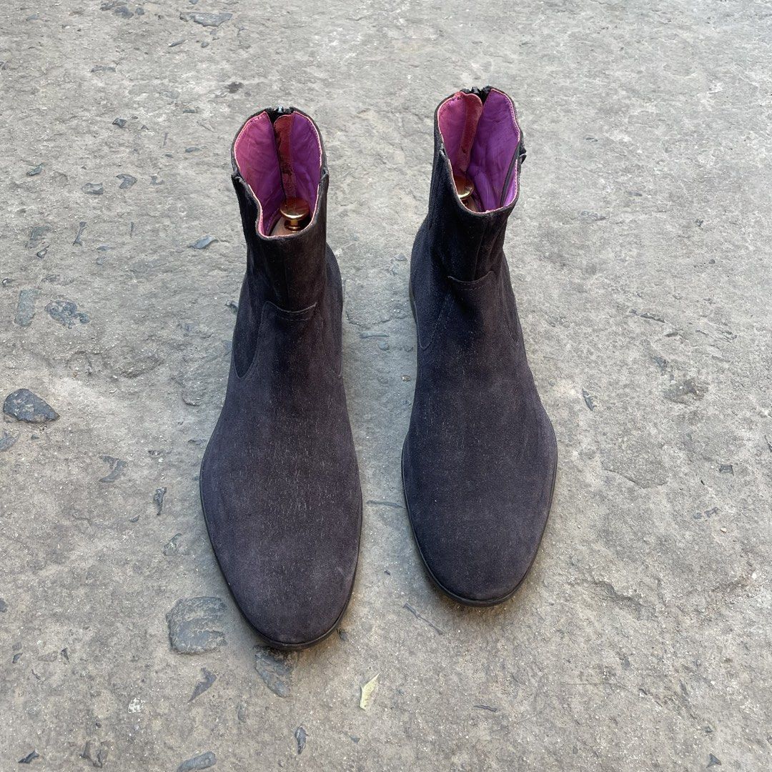11 US -Billtornade Suede Chelsea Zip Boots (Category: Boots) located in Quezon City. Submitted by doublea007 (Listing ID 1433646885, Image 2). Description: Billtornade Suede Chelsea Boots Size 44 EU or 11 US Lightly Used. Shoe Trees Excluded 3,150 only + SF.