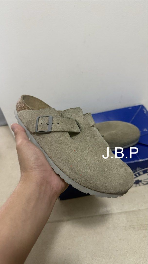37... Birkenstock Boston Clogs Stone Coin (Category: Sneakers) located in Quezon City. Submitted by roughworld (Listing ID 1433631386, Image 2). Description: Birkenstock Boston Clogs Stone Coin Size 37 Condition: 9/10 needs cleaning Price is firm. MOP: BPI/Gcash/Gotyme Shipping: Lalamove/LBC Cop.