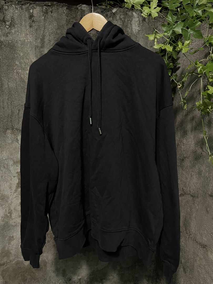 ACNE STUDIOS YALA AS RIB AW2017 PULLOVER HOODIE (Category: Coats, Jackets and Outerwear) located in Manila. Submitted by thevintage90_sretro. (Listing ID 1433707222, Image 1). Description: ACNE STUDIOS YALA AS RIB AW2017 PULLOVER HOODIE MADE IN PORTUGAL SMALL | LENGTH 27 WIDTH 26 LEGIT DM.