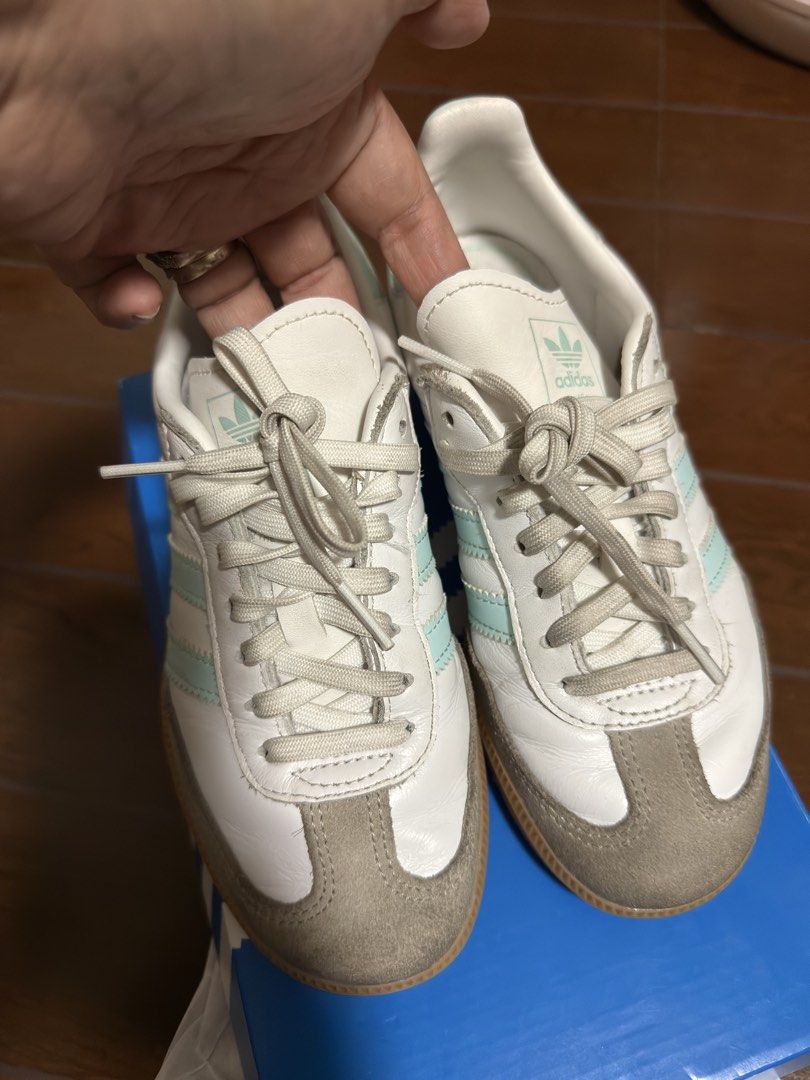 Adidas Samba OG C Sneakers (Category: Babies & Kids Fashion) located in Las Pinas. Submitted by aizophrenic (Listing ID 1433627029, Image 3). Description: - Original Adidas Samba OG C sneakers - Size: US 2, UK 1 1/2 - Original Price: PHP 3,600 - Includes original box - in very good condition - with minimal flaws.
