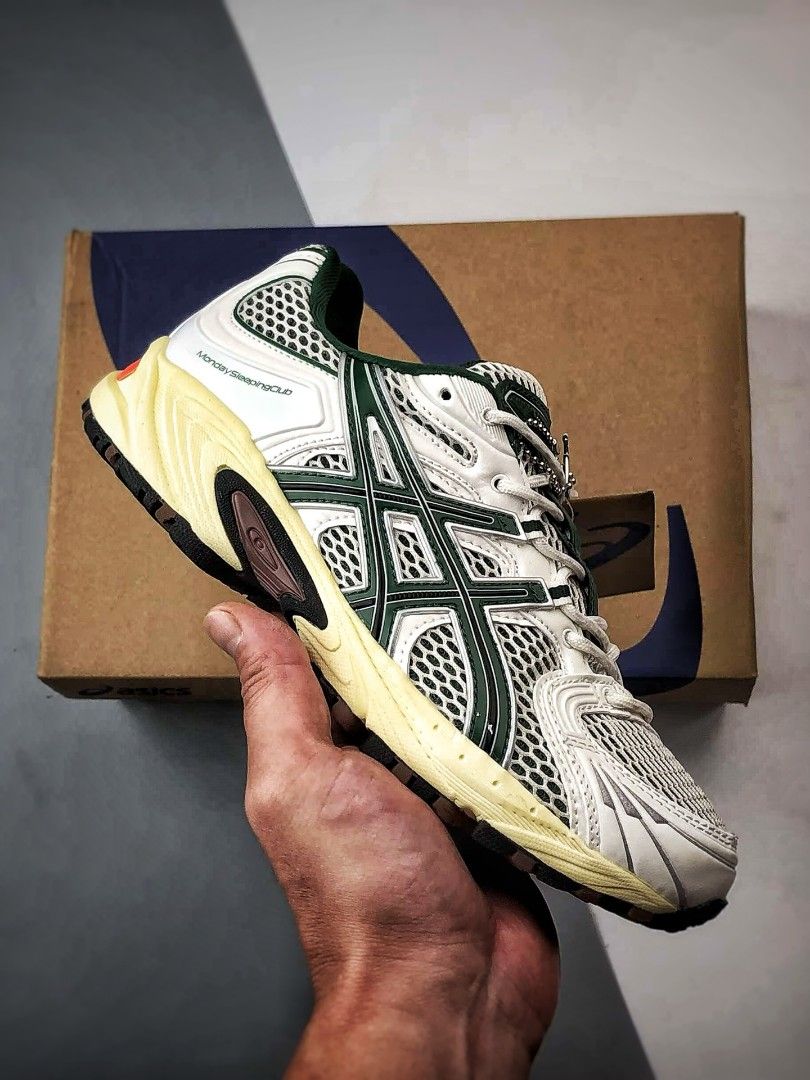 Asics Gel-Kahana TR Nexus White Green (Category: Sneakers) located in Singapore. Submitted by ootd.you (Listing ID 1433635660, Image 1). Description: 👞 Size 36-45 available 🎊20% off For second ✈️ Free shipping 👀 Pre order Delivery 7 working days 👉 Original product come from Original Factory 👉 No meet up 👉 No self collection 👉 Other style and size Pm for details.