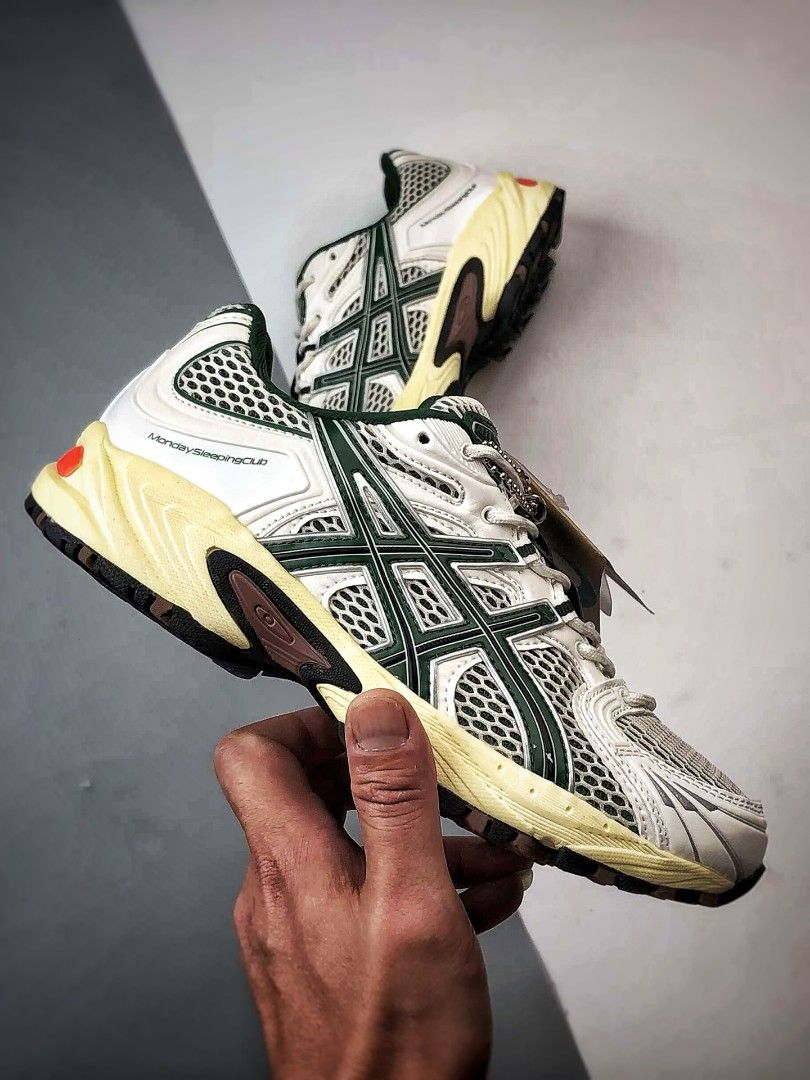 Asics Gel-Kahana TR Nexus White Green (Category: Sneakers) located in Singapore. Submitted by ootd.you (Listing ID 1433635660, Image 3). Description: 👞 Size 36-45 available 🎊20% off For second ✈️ Free shipping 👀 Pre order Delivery 7 working days 👉 Original product come from Original Factory 👉 No meet up 👉 No self collection 👉 Other style and size Pm for details.
