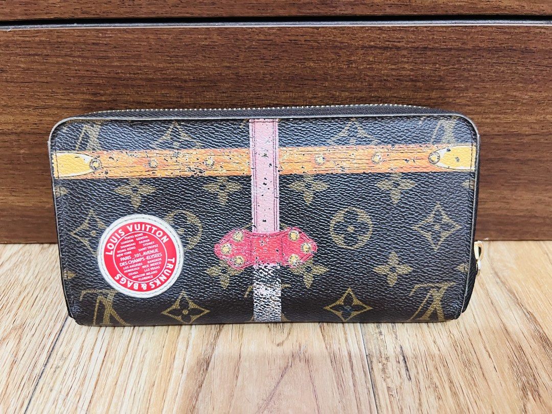 Authentic Limited Edition LV trunk wallet (Category: Luxury Bags & Wallets) located in Santa Rosa. Submitted by jhengfalcon (Listing ID 1433635145, Image 2). Description: No crack pr significant flaw Usual sign of wear only Clean and fresh inside With auth lv dustbag only .