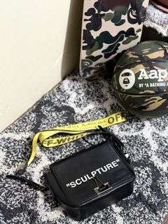 (Category: ) located in . Submitted by snkr.essence (Listing ID 1433736668, Image 1). Description: .