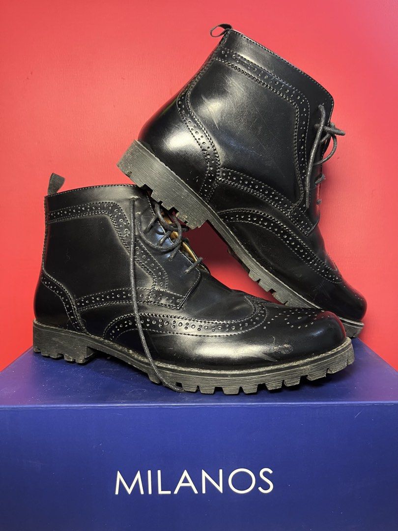 BLACK LEATHER SHOES (Category: Dress Shoes) located in Quezon City. Submitted by argonstore (Listing ID 1433653563, Image 3). Description: RFS: DECLUTTERING USED TWICE LOCATION: QC.
