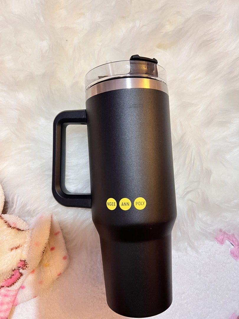 Black Tumbler489915392522997760