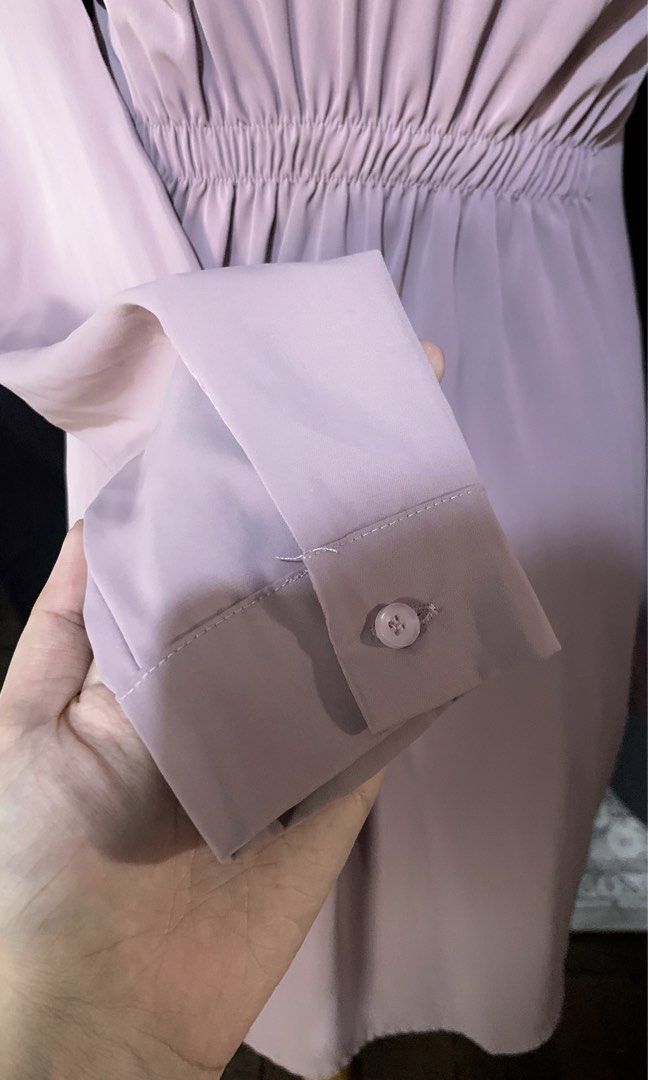 Blouse (Category: Blouses) located in Ayer Lanas. Submitted by nayna7 (Listing ID 1433683077, Image 3). Description: .