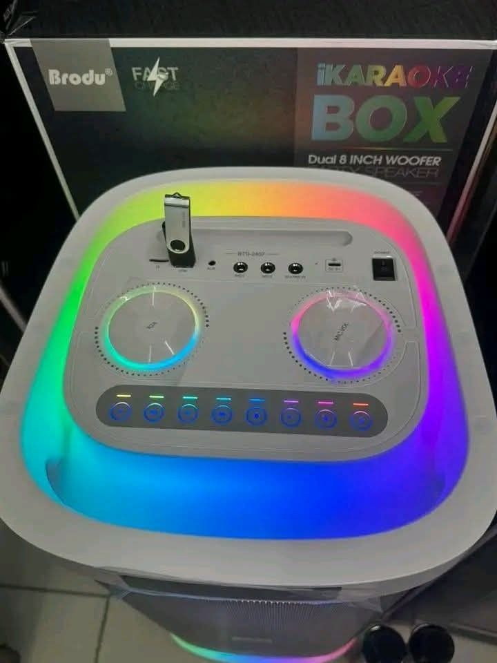 brodu ikaoke (Category: Soundbars, Speakers & Amplifiers) located in Manila. Submitted by minidivisoria (Listing ID 1433713109, Image 1). Description: BEST SELLER 🔥🔥🔥 HANAP MO BA MAGANDA SPEAKER ✅✅🔥 BRODU IKAOKE BOX WHITE SPEAKER WITH 2 wireless mic with Bluetooth heavy duty✅✅ heavy Bass ✅✅. maganda tunog Malakas sounds pang malakasan Videoke ✅✅.