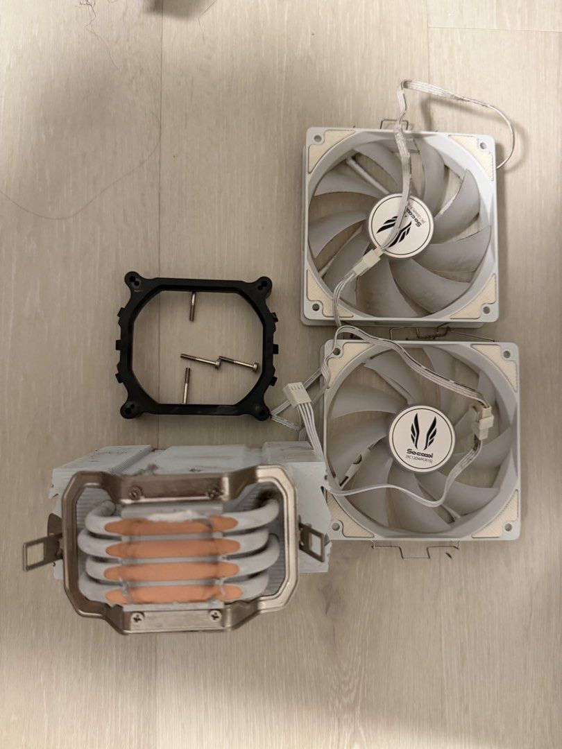 BRSYS CPU cooling (Category: Computer Parts) located in Singapore. Submitted by cactiand (Listing ID 1433711307, Image 2). Description: Used for about 2 years. Item is a little dusty. Apart from that works well. Bought in Korea..