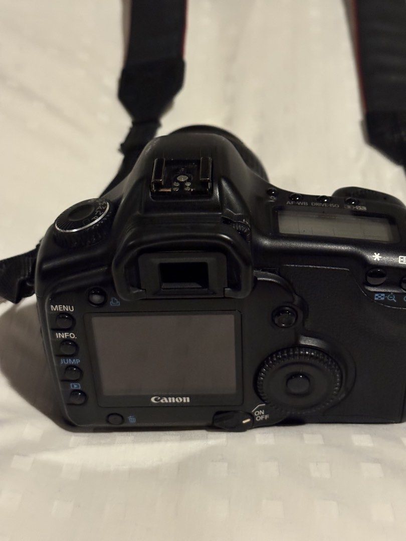 Canon EOS 5D Camera Kit with Lenses and Accessories (Category: Cameras) located in Taguig. Submitted by eljefe88 (Listing ID 1433780980, Image 2). Description: Sold as a set, all in great condition. •Canon EOS 5D •Canon Speedlite 580EX II •Canon WF 70-200 Ultrasonic lens •Canon 50mm 1-1.8 lens •Canon EF 28-105 lens •Lowepro camera bags ₽85,000 for all - negotiable Meet-up by appointment: Apartment Ridge Rd. or Perea St., Makati City.