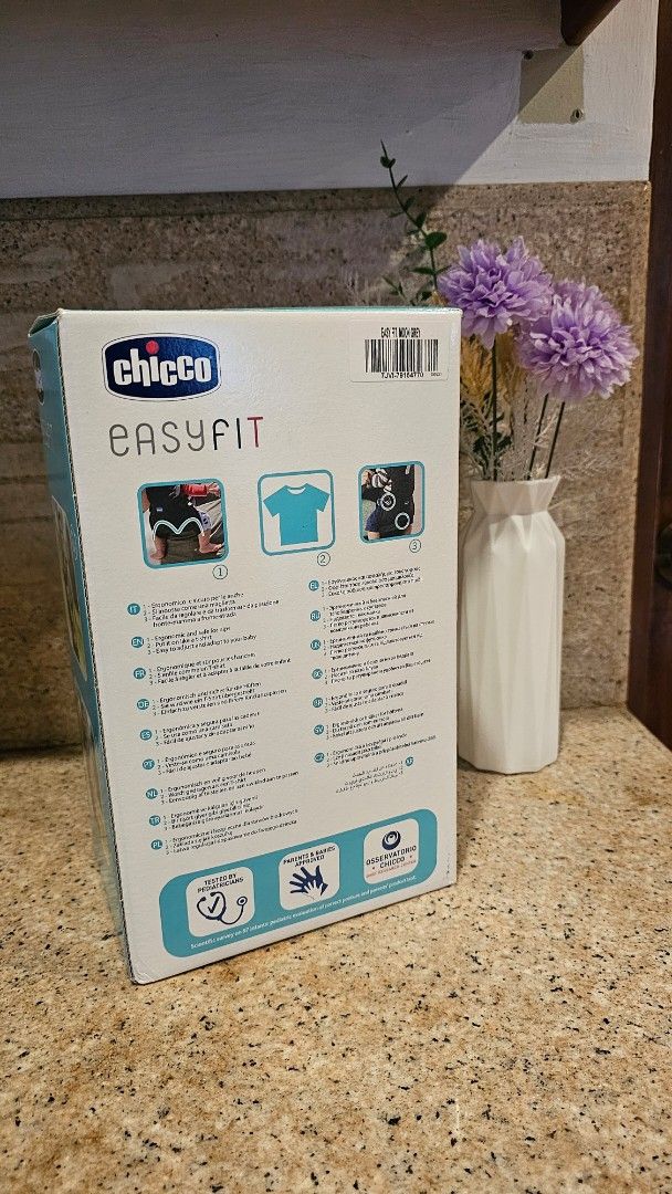 Chicco EasyFit Baby Carrier (Category: Carriers & Slings) located in Antipolo. Submitted by secondbloomph (Listing ID 1433638392, Image 3). Description: ✨ Brand New Chicco EasyFit Baby Carrier ✨ Never been used — still in excellent condition! Perfect for moms who want comfort, support, and bonding time with baby 💕 Easy to wear, lightweight, and newborn-friendly. 💰 Selling for only ₱1,600 (super steal!) 📩 PM to order 📍 Can ship via Lalamove.