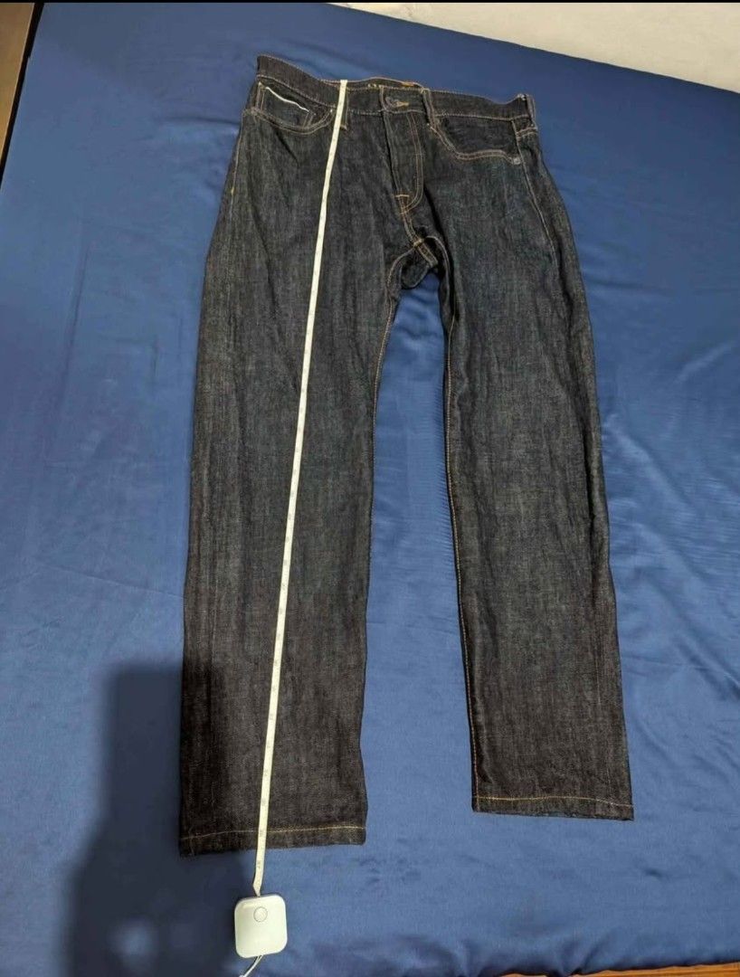 Dark Wash Denim Jeans (Category: Jeans) located in Manila. Submitted by jhiezel05 (Listing ID 1433666614, Image 1). Description: Slim Straight Selvedge Jean Dark Indigo 30 X 30 Waist - 30 inches Length - 36 1/2 inches Orig price: 5k .