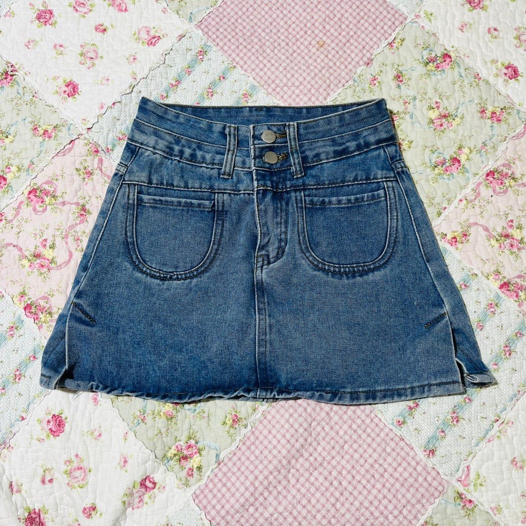 Denim Mini Skirt (Category: Skirts) located in Quezon City. Submitted by rie.declutter (Listing ID 1433642682, Image 1). Description: size: waist - 24-25 in length - 13 in 💳 mop: gcash / bank transfer 📦 mod: j&t / grab / lalamove 📍loc: north caloocan .