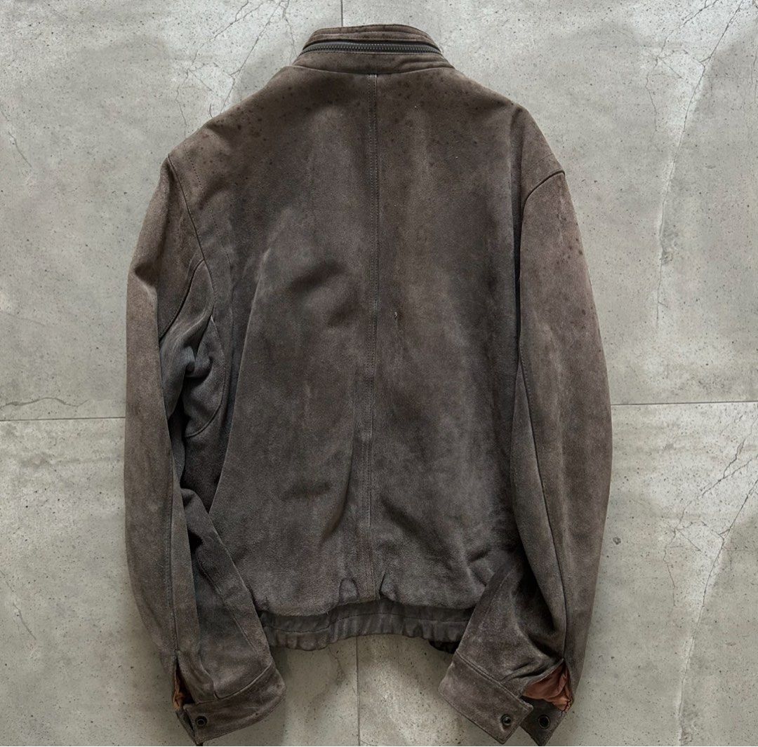 Faded Wilson’s Suede Leather Jacket (Category: Coats, Jackets and Outerwear) located in Pasig City. Submitted by deteriortdmaterial (Listing ID 1433681282, Image 2). Description: Faded Wilson’s Suede Leather Jacket Personal Fave Shoulder Width: 21 inches Pit to Pit: 24 inches Length: 24 inches Price: 2000 + Sf DM FOR PURCHASE.