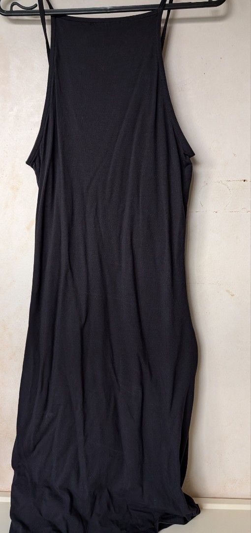 FB Sister Black Halter Dress (Category: Dresses) located in Paranaque City. Submitted by mdeclutters. (Listing ID 1433712953, Image 2). Description: Halter neck with lace-up detail. Sexy and nice night out look! :).
