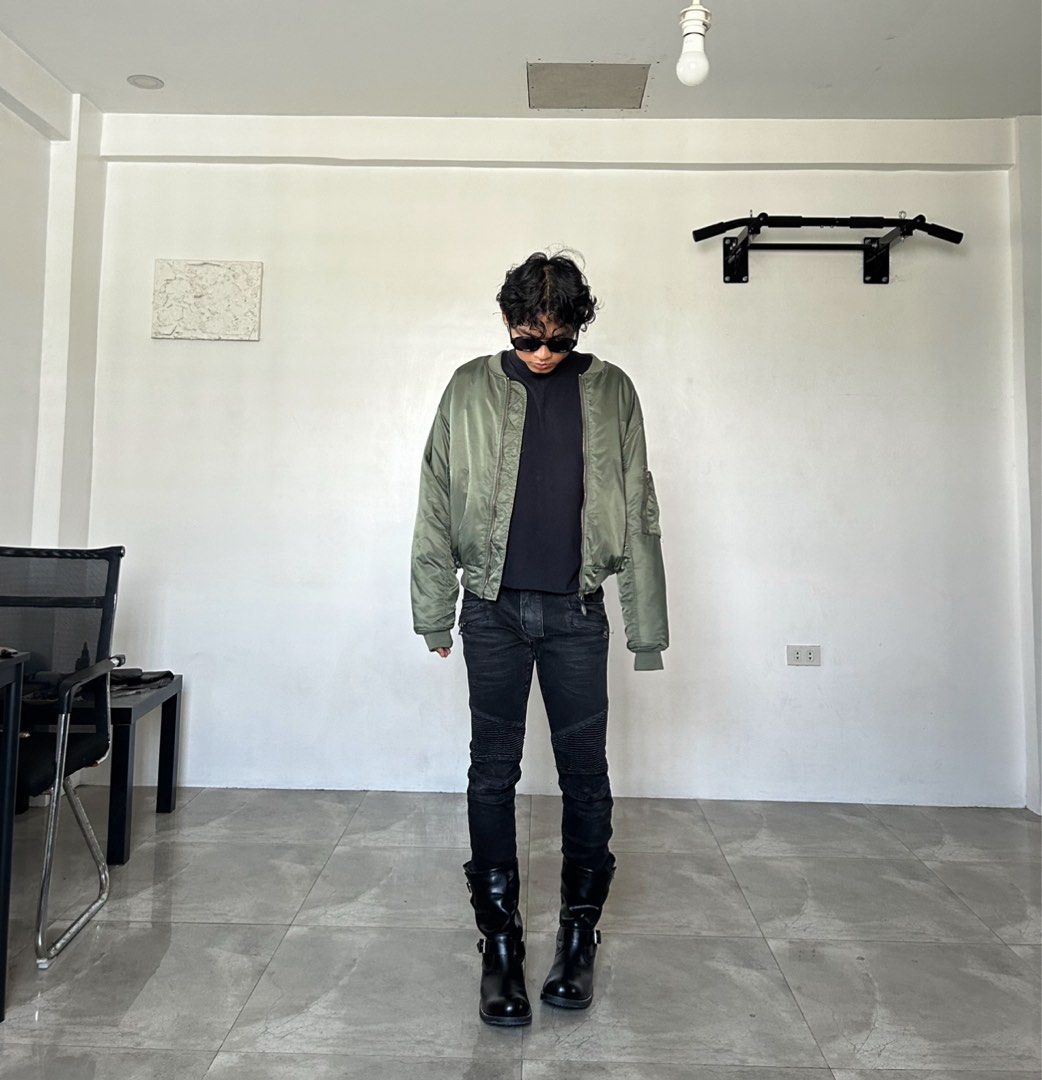 Green MA1 Bomber Jacket (Category: Coats, Jackets and Outerwear) located in Pasig City. Submitted by deteriortdmaterial (Listing ID 1433681744, Image 3). Description: Green MA1 Bomber Jacket 23.5” x 24” Price: 1500php + sf DM TO PURCHASE.