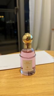 （分類：）位於 。 由 llux_w 提交（商品編號 1433718898，圖片 1）。簡介： 。