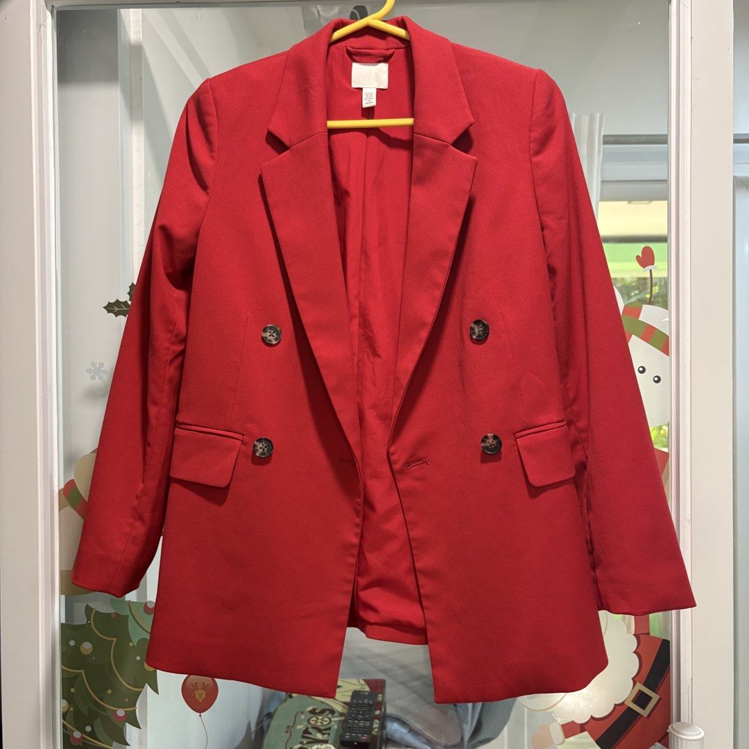 H&M DOUBLE-BREASTED BLAZER (Category: Coats, Jackets and Outerwear) located in Baguio. Submitted by alwaysdeclutter1ng (Listing ID 1433704659, Image 3). Description: Used Once Fits Small .