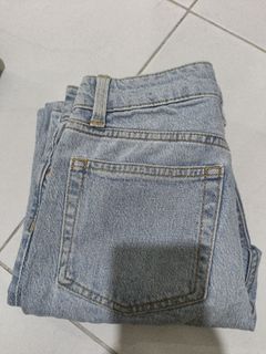 (Category: ) located in . Submitted by withlove2u (Listing ID 1433724545, Image 1). Description: .