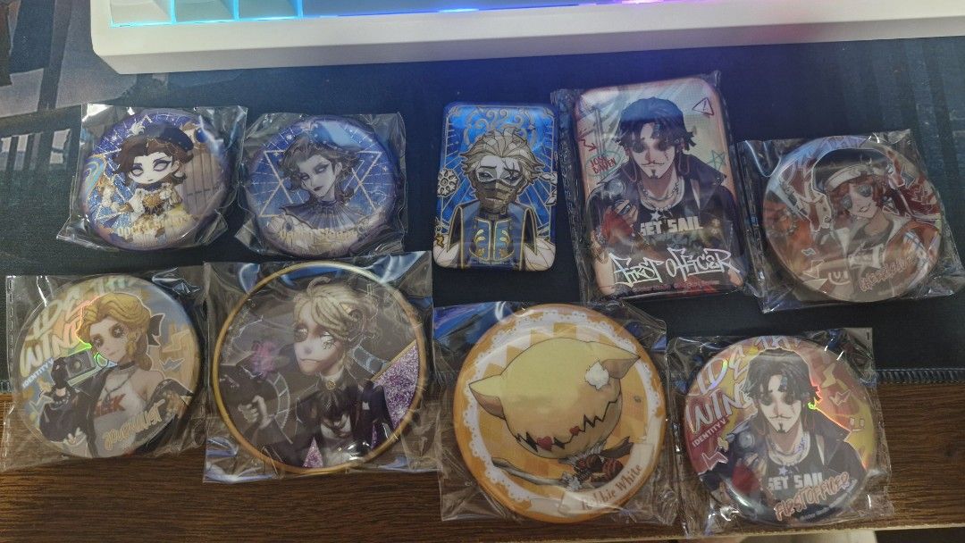 Identity V Badges (Category: Other Merchandise) located in Singapore. Submitted by YuSlashKii (Listing ID 1433733708, Image 1). Description: Brand new, sealed various types of Identity V enamel pins Only Alva doesnt have packaging Lili and Luca sold! Willing to nego and lower price if more than 3 bought.