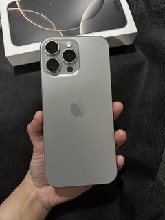 (Category: ) located in . Submitted by prelovedbyaurora_ (Listing ID 1433657689, Image 1). Description: .
