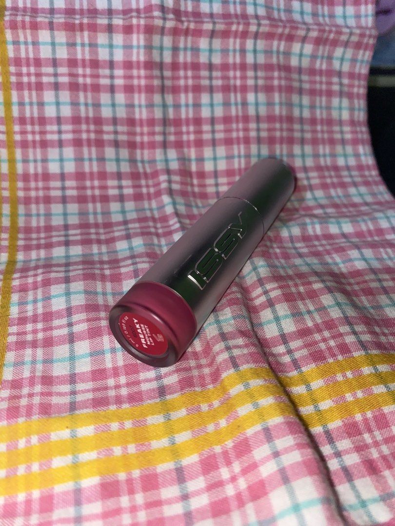 Issy and Co. Mousse Lip Tint (Category: Makeup) located in San Pablo. Submitted by declutteringirly (Listing ID 1433654111, Image 2). Description: Swatched once only Shade: Freaky.