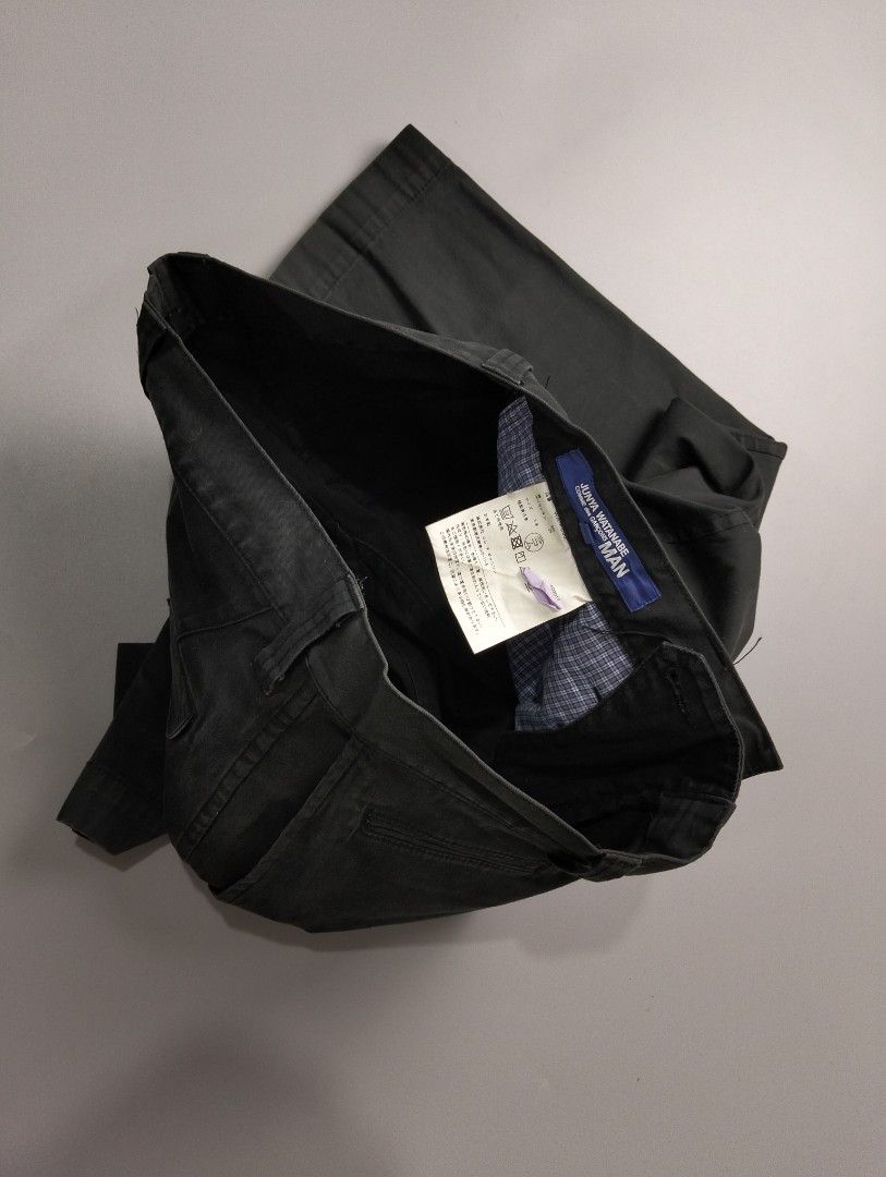JUNYA WATANABE cdg Man trouser (Category: Trousers) located in Bulacan. Submitted by recycloth_ (Listing ID 1433722402, Image 3). Description: JUNYA WATANABE cdg Man trouser size on tag xs actual waistline : 31-32 length : 34" in good condition no issue hmu!.