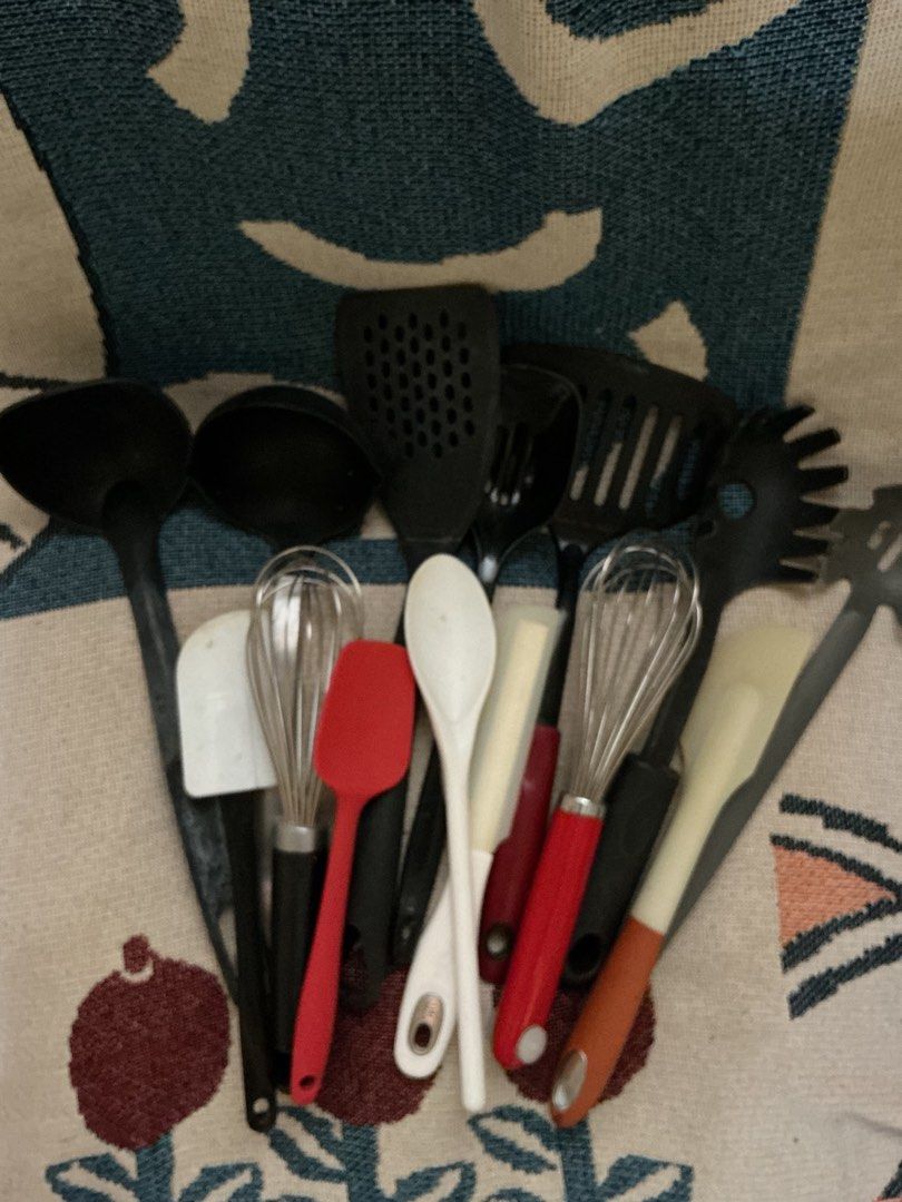 Kitchen Utensil Set with IKEA Ordning Holder (Category: Other Kitchenware & Tableware) located in Manila. Submitted by canada.to.pasig_surplus (Listing ID 1433646745, Image 3). Description: - Includes spatulas, whisks, spoons, and pasta server - Comes with a stainless steel utensil holder from IKEA - Perfect for mixing, stirring, and serving - Essential for any kitchen.