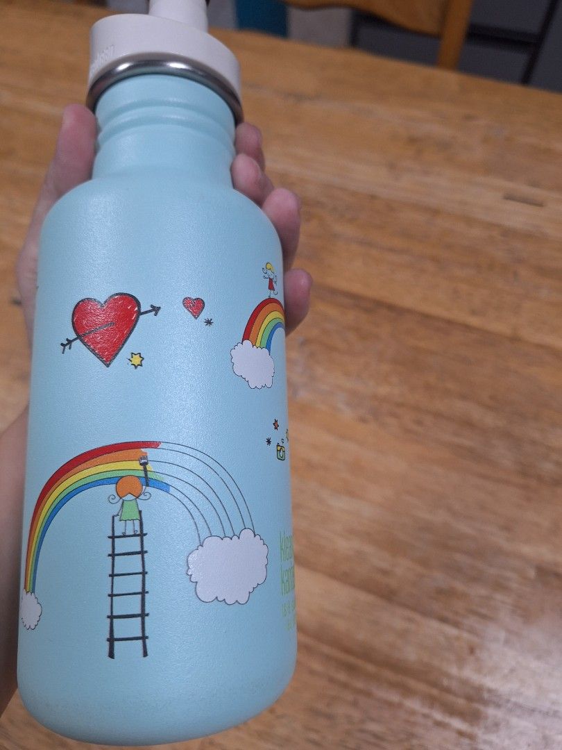 Klean kanteen water bottle (Category: Water Bottles & Tumblers) located in Manila. Submitted by decluttering.princess (Listing ID 1433582344, Image 2). Description: original used see photos for actual loc- sta mesa manila.